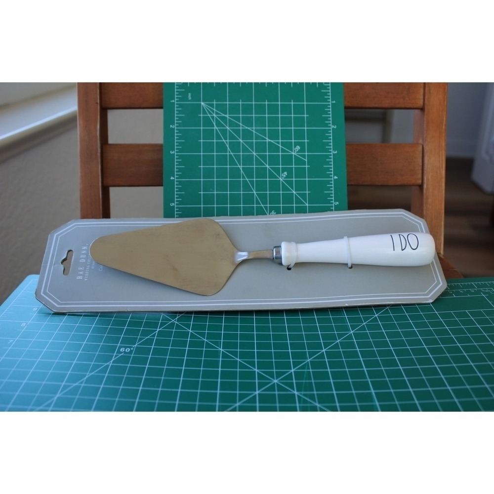 Rae Dunn Wedding‎ I DO Cake Server White Ceramic Handle Stainless Steel